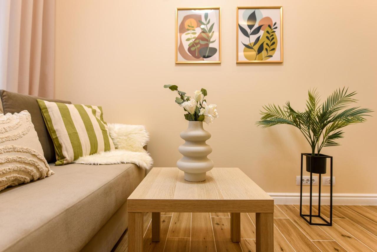 Green Leafy Brasov - Ideal 2 Bedroom Apartment Экстерьер фото