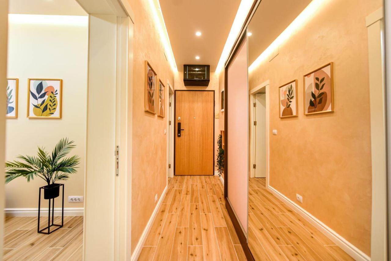 Green Leafy Brasov - Ideal 2 Bedroom Apartment Экстерьер фото